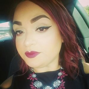 Meet your Posher, Monica